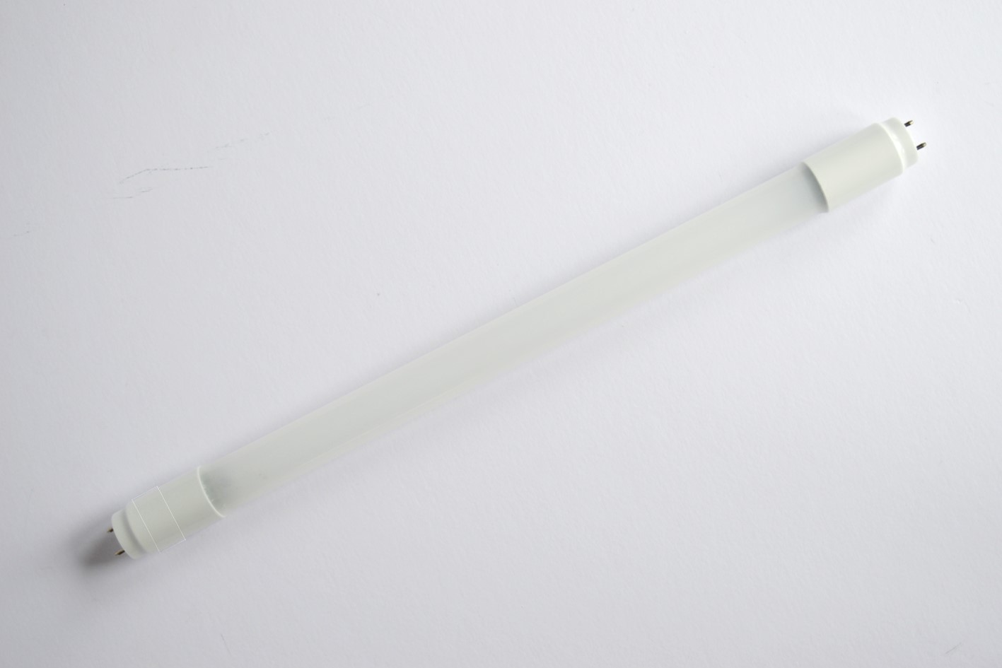 Attracta™ Retrofit LED UV-rør, splintfri 24"/600mm Attracta™ Retrofit LED UV-rør, splintfri 24"/600mm